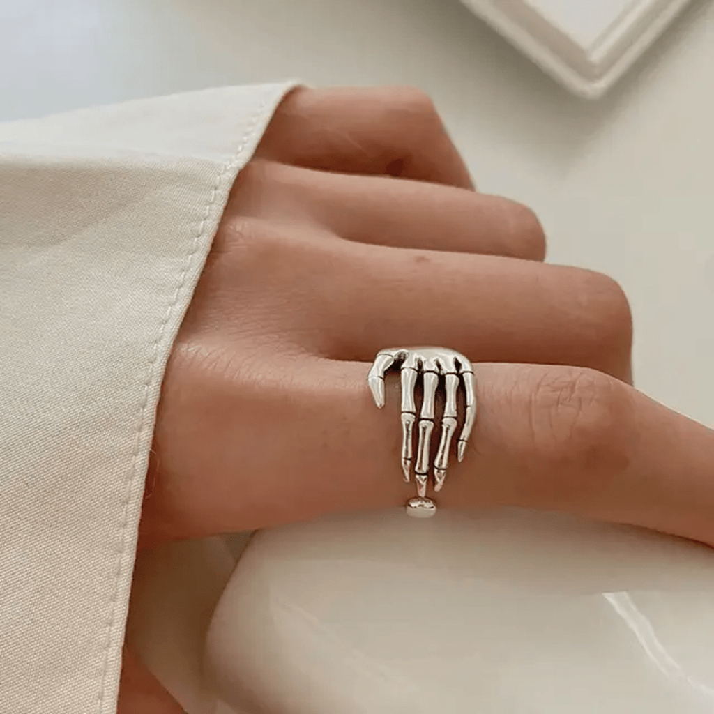 The Gothic Skeleton Hand Wrap Ring