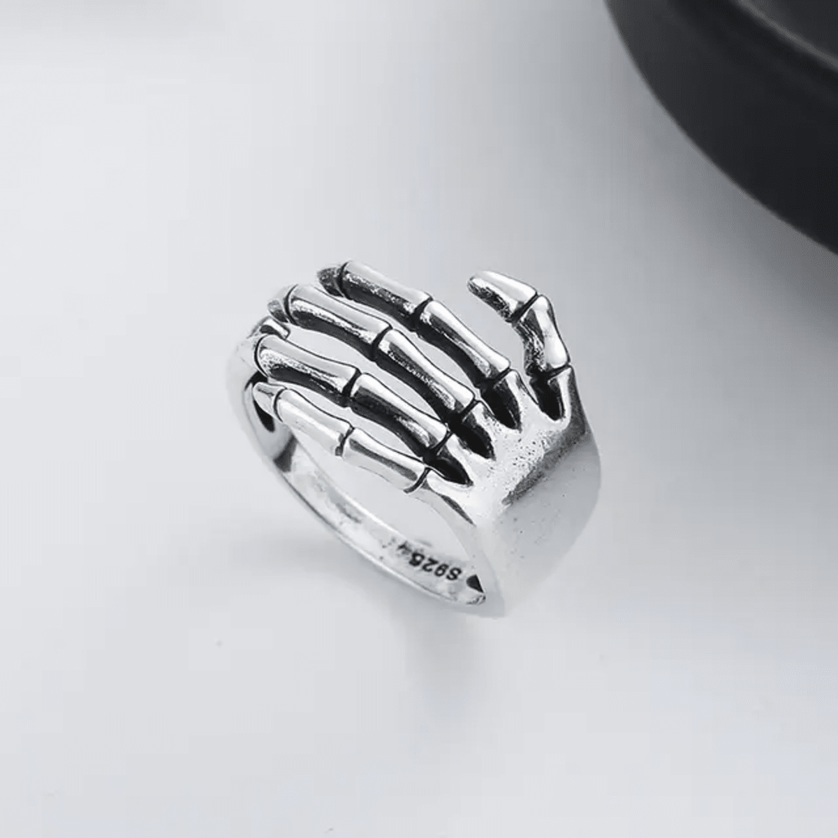 The Gothic Skeleton Hand Wrap Ring