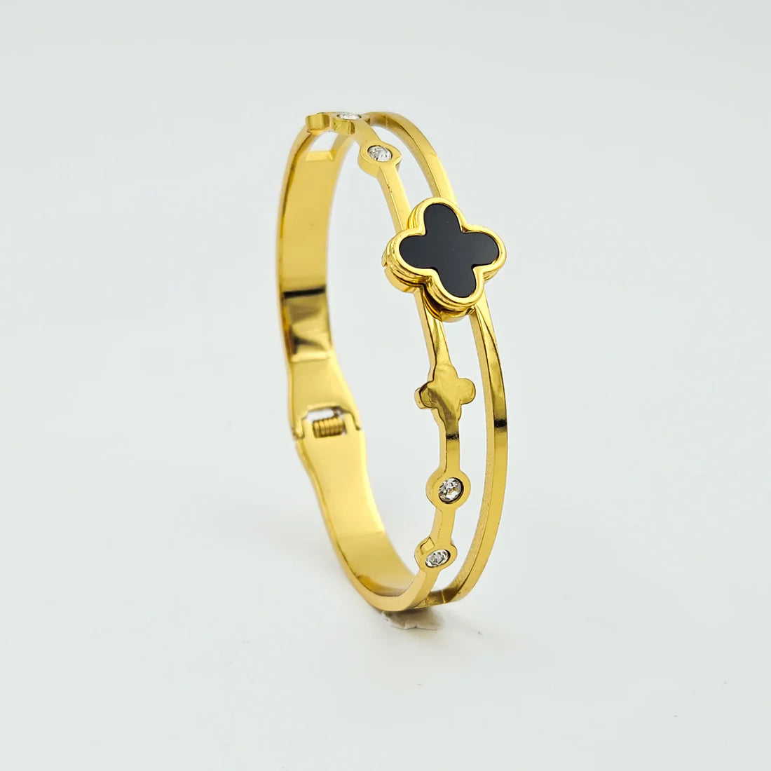 Elite Dual-Layer Onyx Clover Bangle